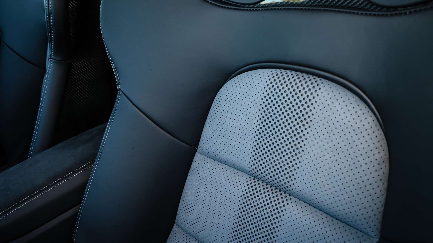 Used Porsche Other 2025 for sale - 76610640: Photo 17