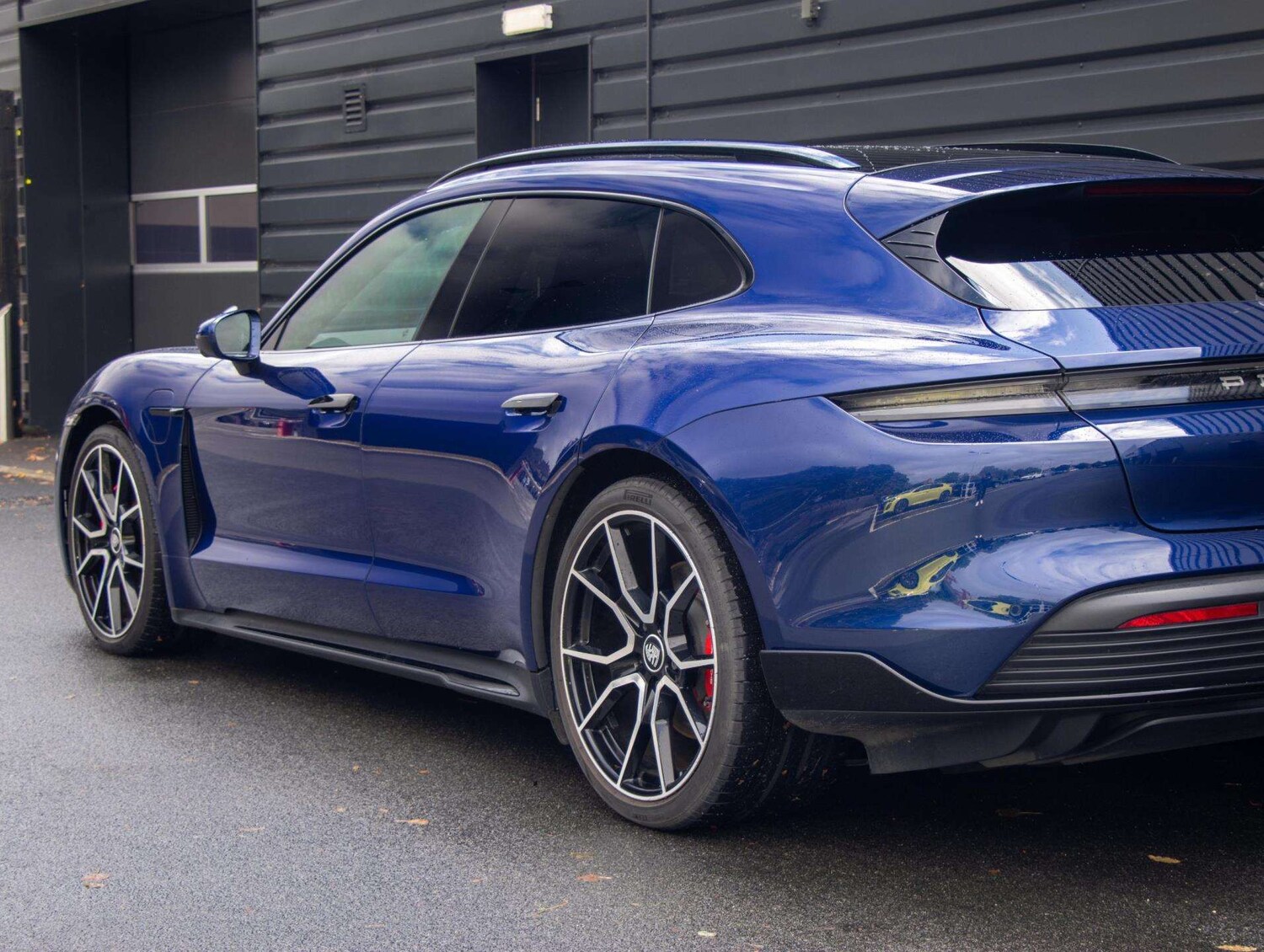 Used Porsche Taycan 2022 for sale - 77615358: Photo 22