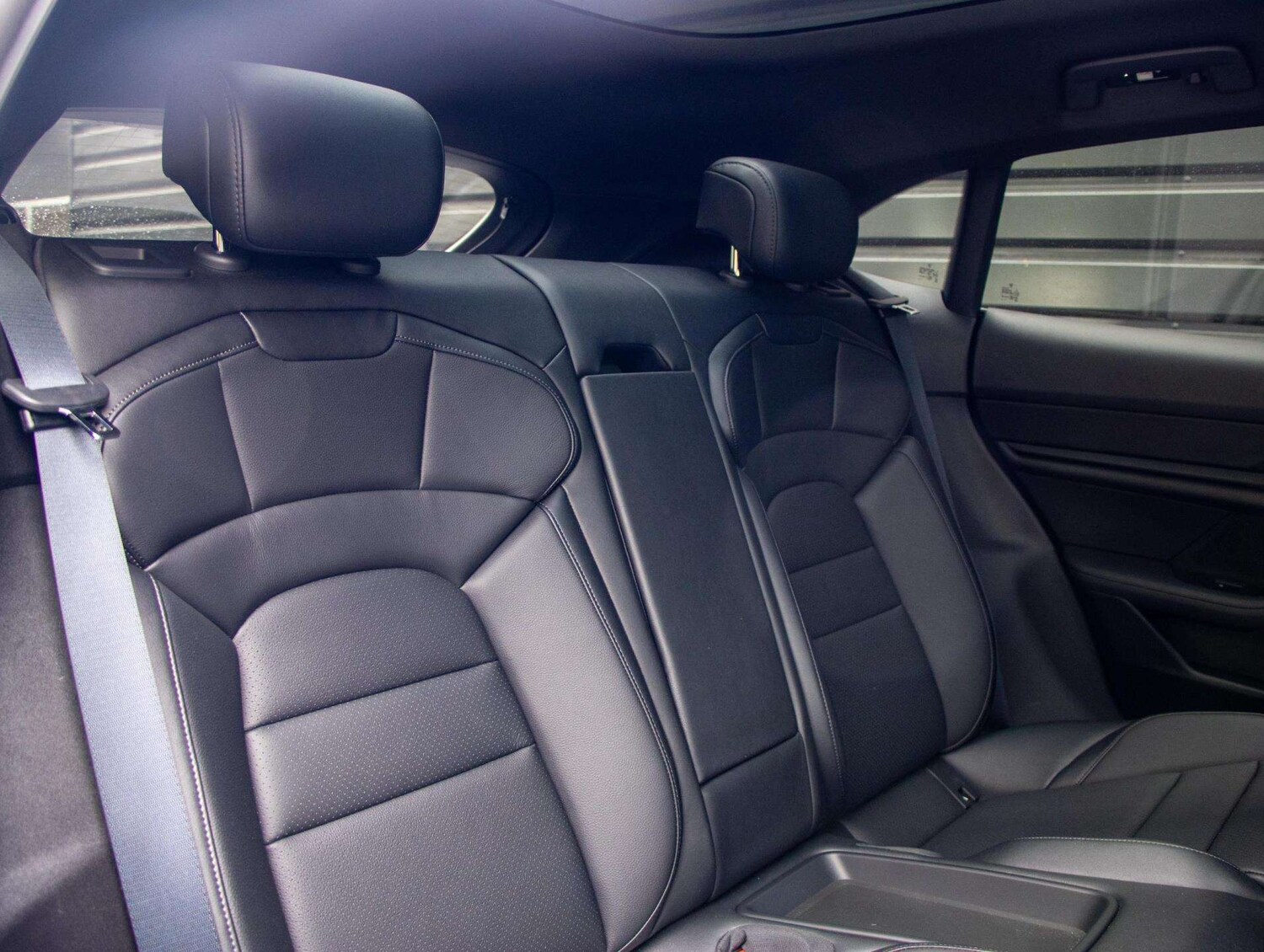 Used Porsche Taycan 2022 for sale - 77615358: Photo 25