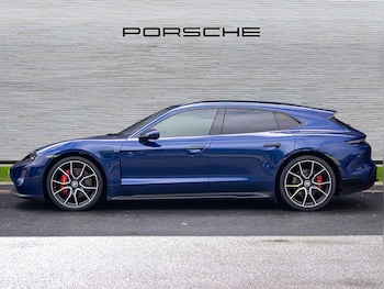 Used Porsche Taycan 2022 for sale - 77615358: Photo