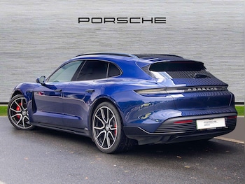 Used Porsche Taycan 2022 for sale - 77615358: Photo