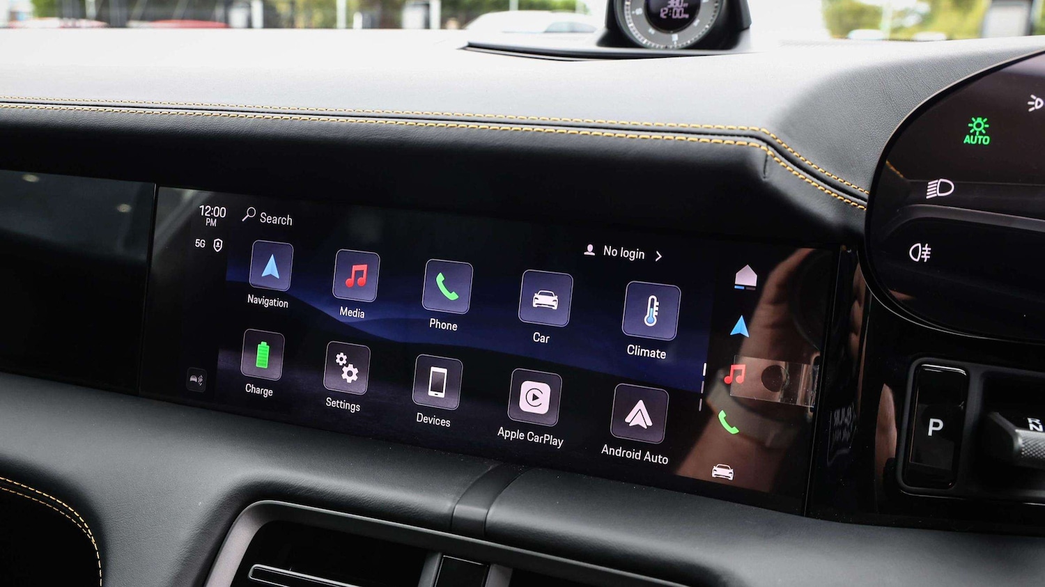 Used Porsche Taycan 2025 for sale - 76515666: Photo 18