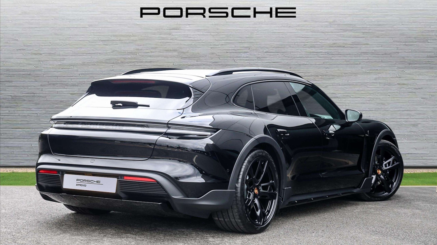 Used Porsche Taycan 2025 for sale - 76515666: Photo 3