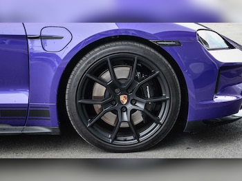 Used Porsche Taycan 2025 for sale - 75341976: Photo