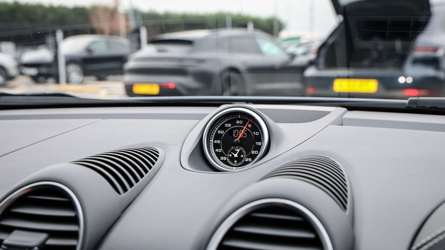 Used Porsche Cayman 2023 for sale - 76540793: Photo 19