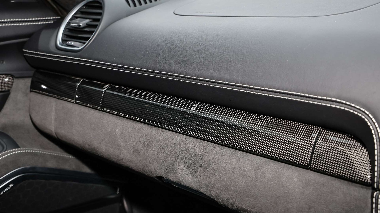 Used Porsche Cayman 2023 for sale - 76540793: Photo 27