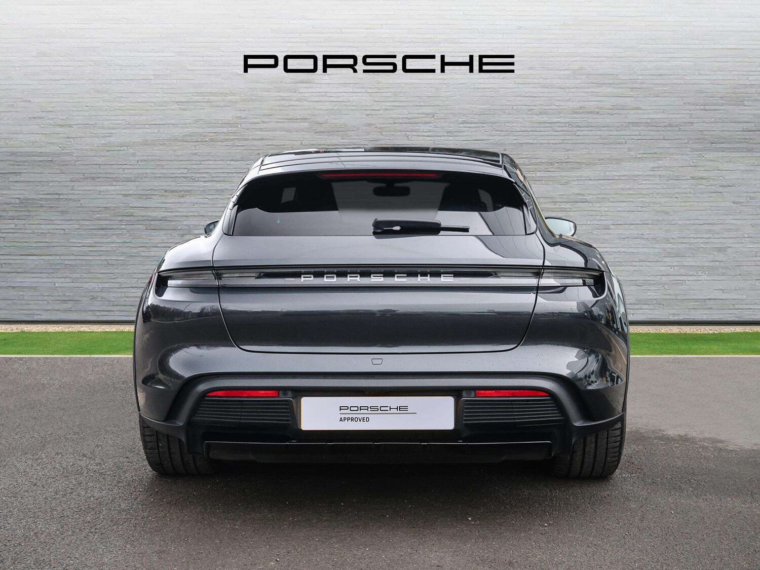 Used Porsche Taycan 2022 for sale - 76692073: Photo 10