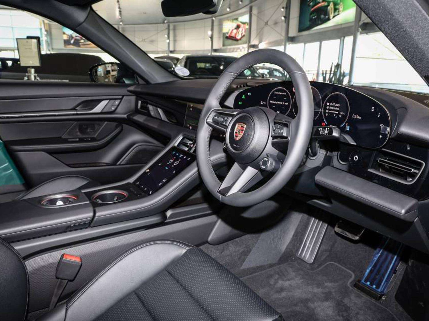 Used Porsche Taycan 2025 for sale - 76624550: Photo 10