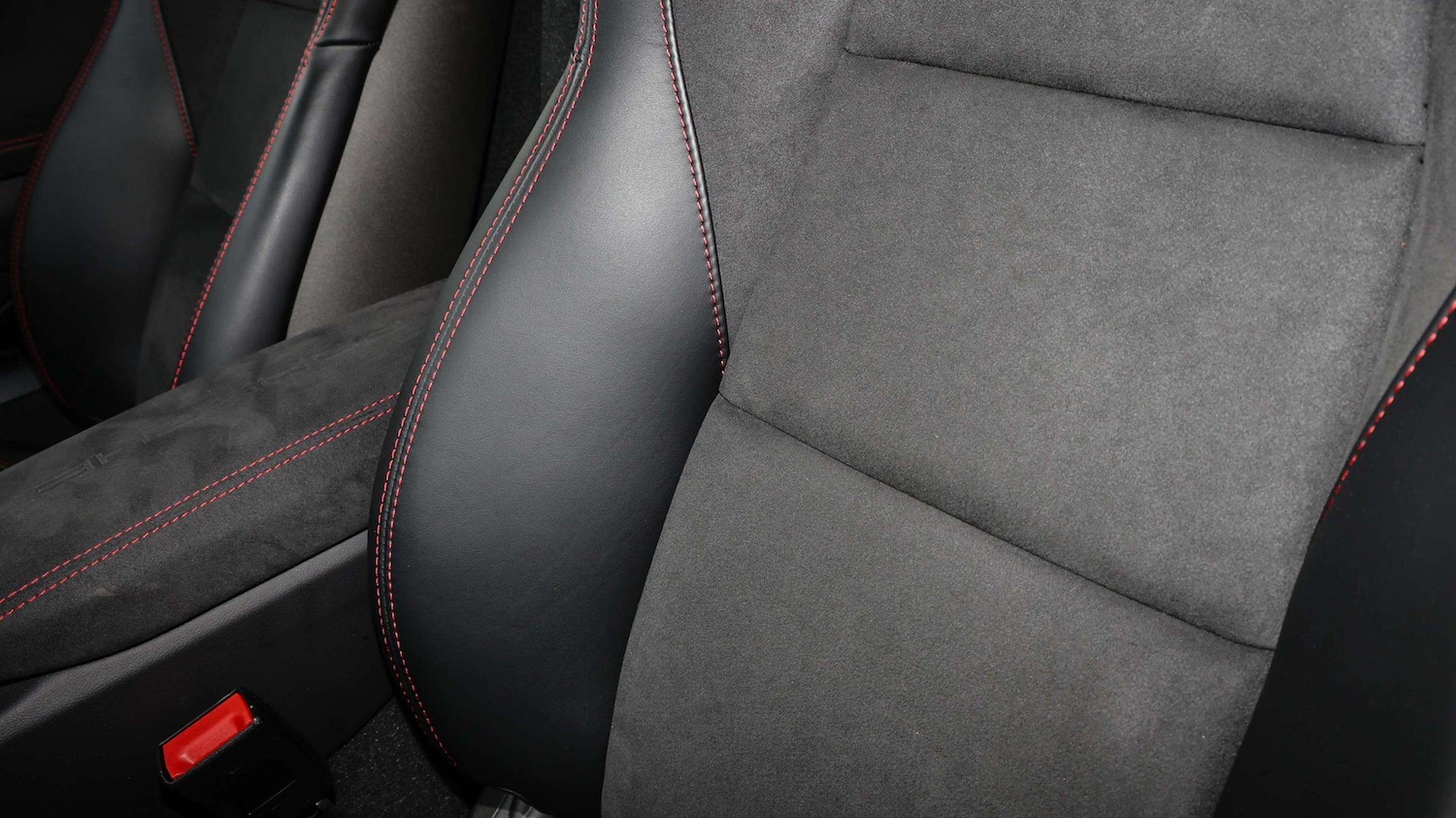 Used Porsche Other 2025 for sale - 76624579: Photo 18