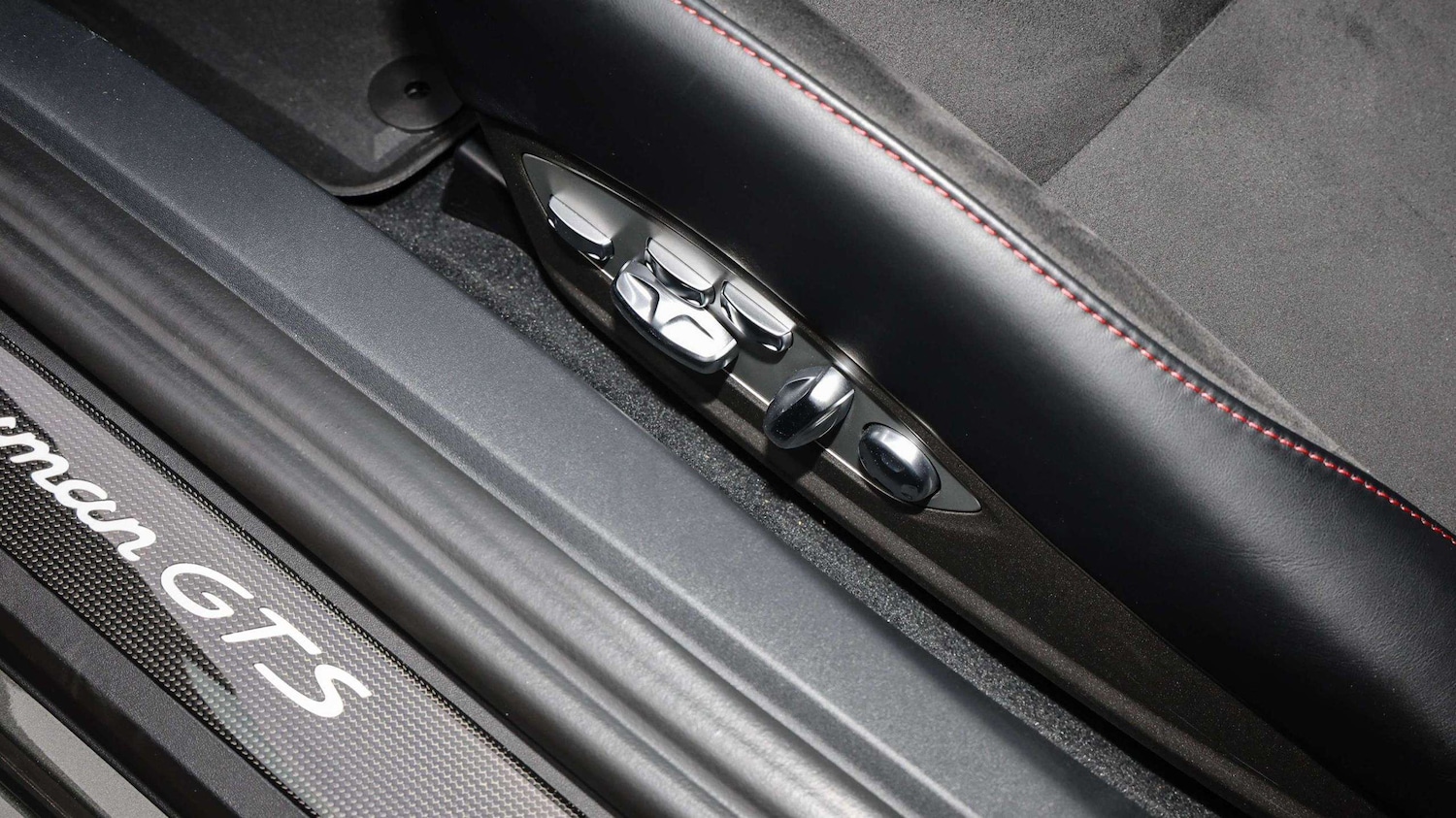 Used Porsche Other 2025 for sale - 76624579: Photo 20