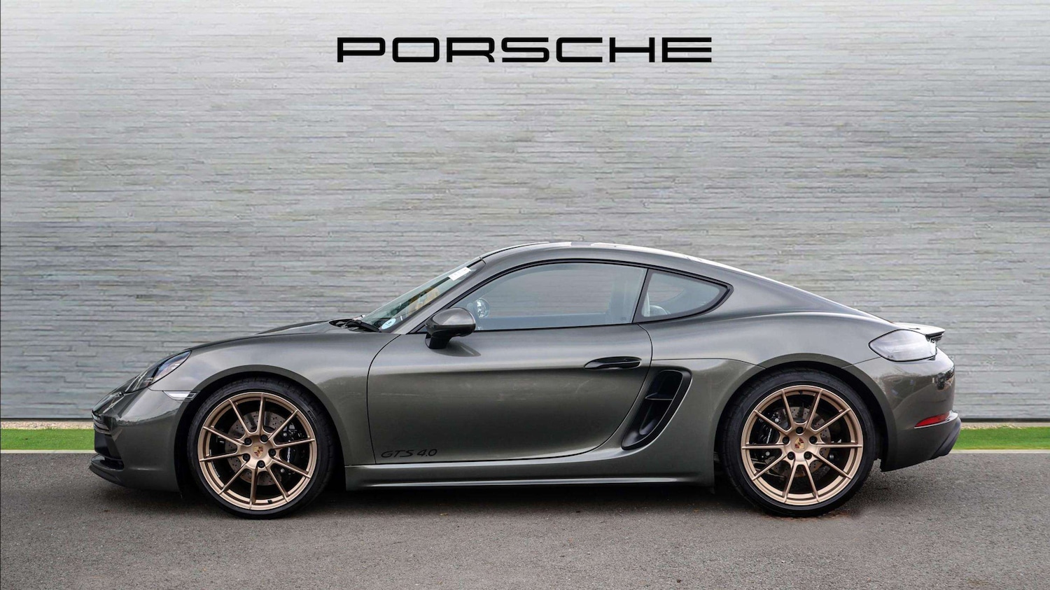 Used Porsche Other 2025 for sale - 76624579: Photo 8