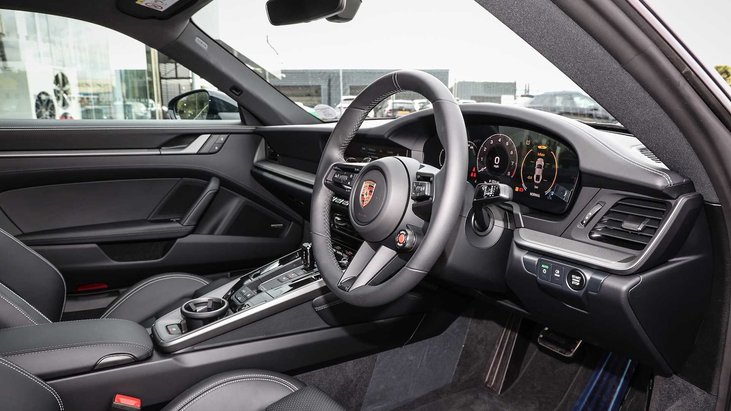 Used Porsche 911 2025 for sale - 77206457: Photo 13