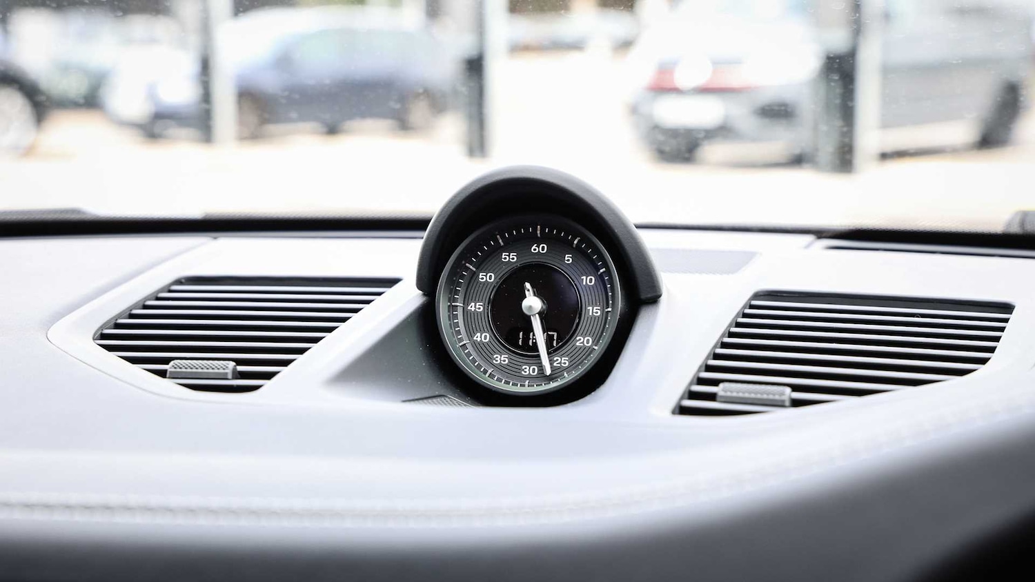 Used Porsche 911 2025 for sale - 77206457: Photo 25