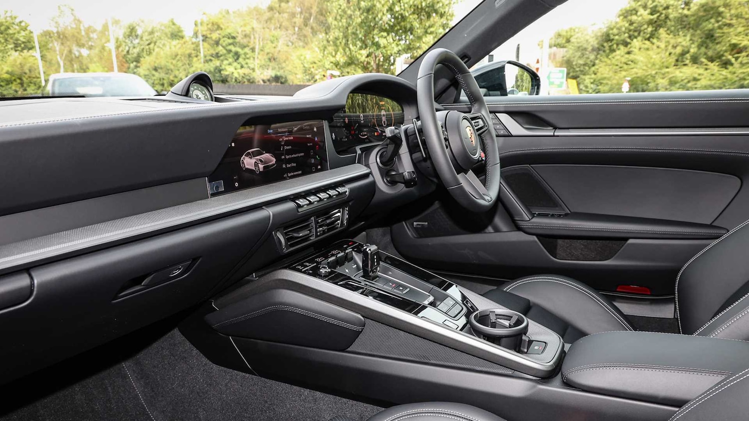 Used Porsche 911 2025 for sale - 77206457: Photo 5