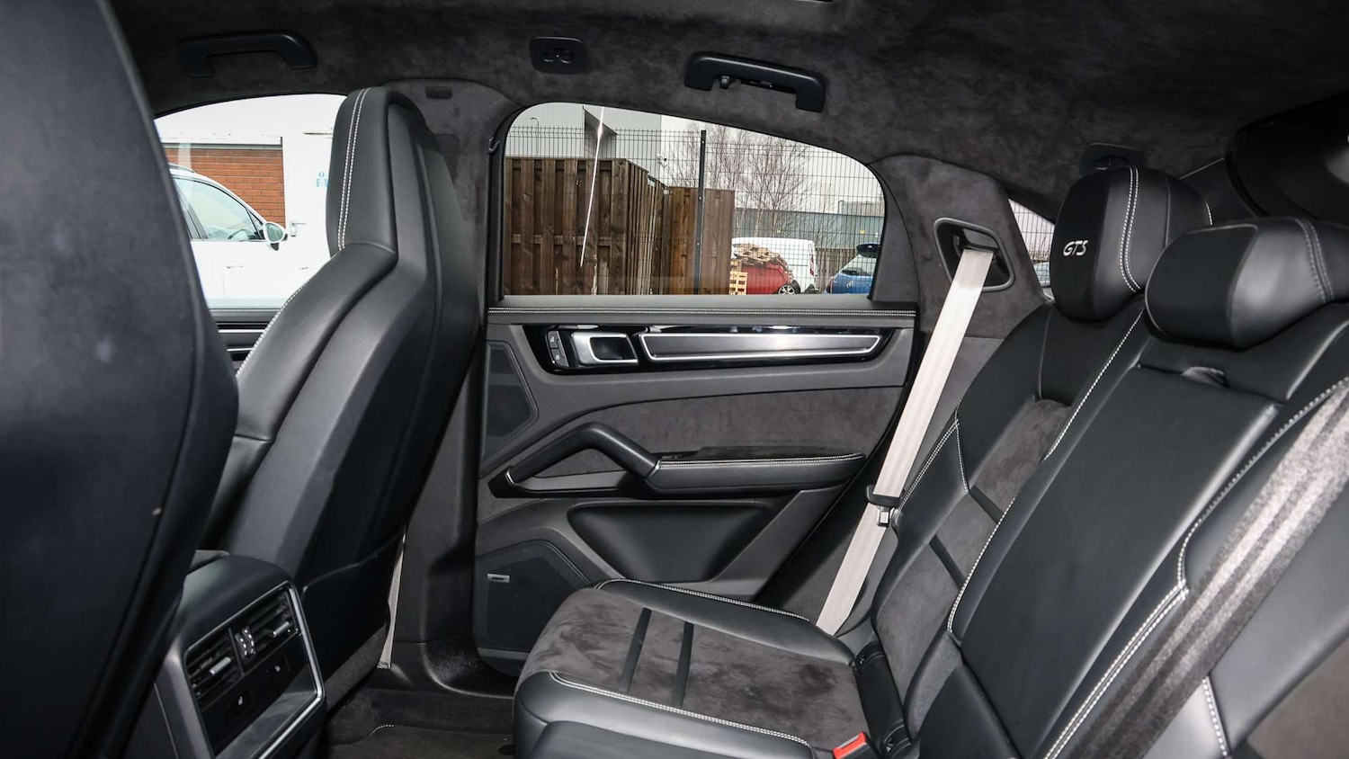 Used Porsche Cayenne 2022 for sale - 77257298: Photo 14