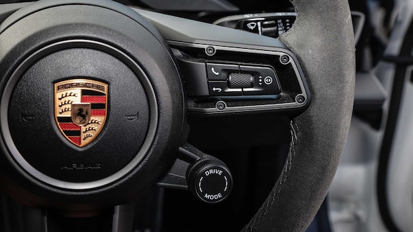 Used Porsche Taycan 2024 for sale - 75217985: Photo 24
