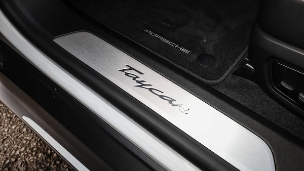 Used Porsche Taycan 2024 for sale - 75217985: Photo 30