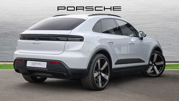 Used Porsche Macan 2024 for sale - 75216890: Photo 3