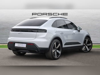 Used Porsche Macan 2024 for sale - 75216890: Photo