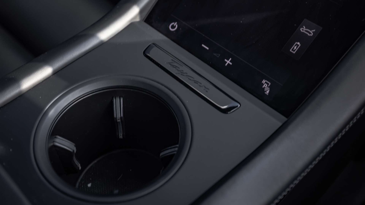 Used Porsche Taycan 2022 for sale - 76540743: Photo 17