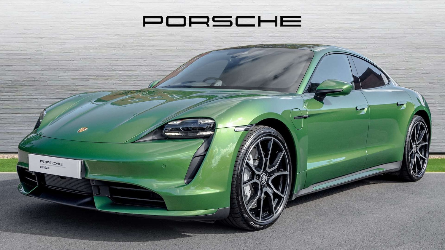 Used Porsche Taycan 2022 for sale - 76540743: Photo 2