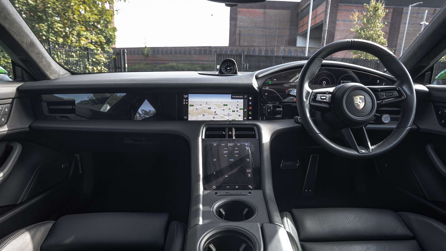 Used Porsche Taycan 2022 for sale - 76540743: Photo 31