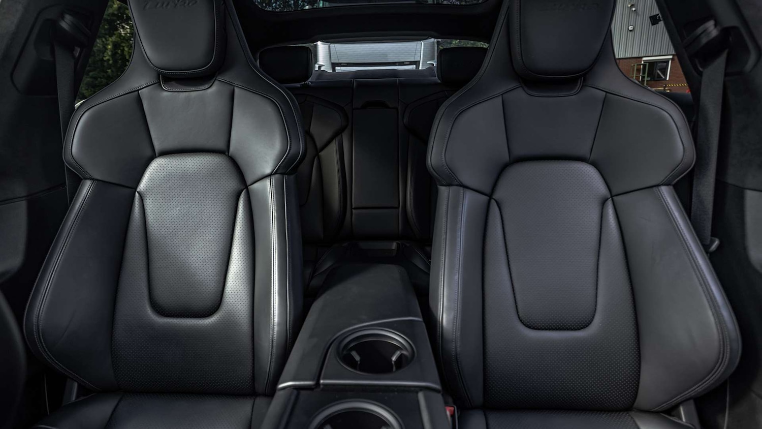 Used Porsche Taycan 2022 for sale - 76540743: Photo 32