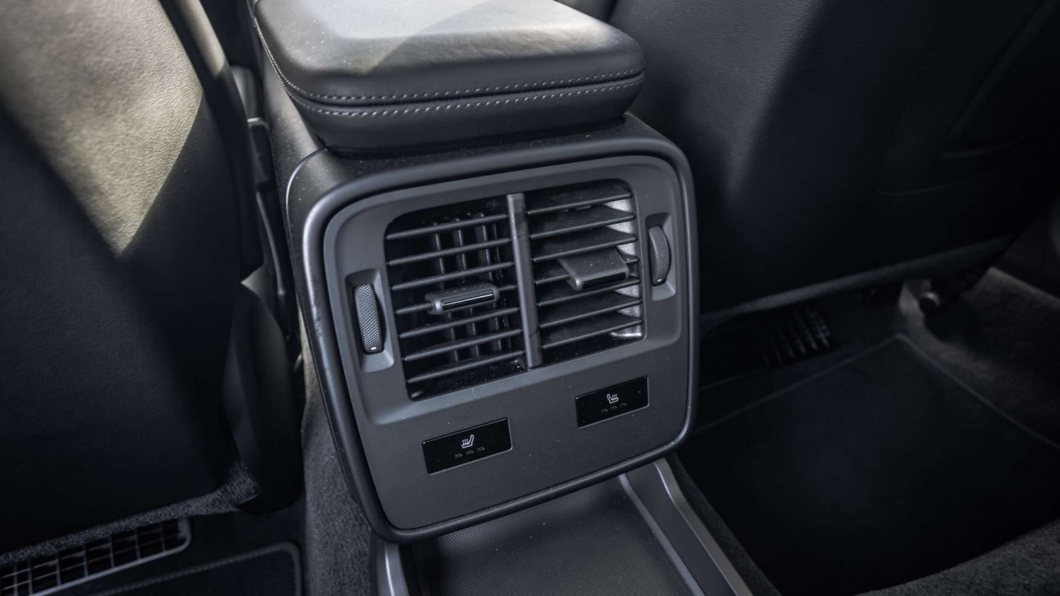 Used Porsche Taycan 2022 for sale - 76540743: Photo 34