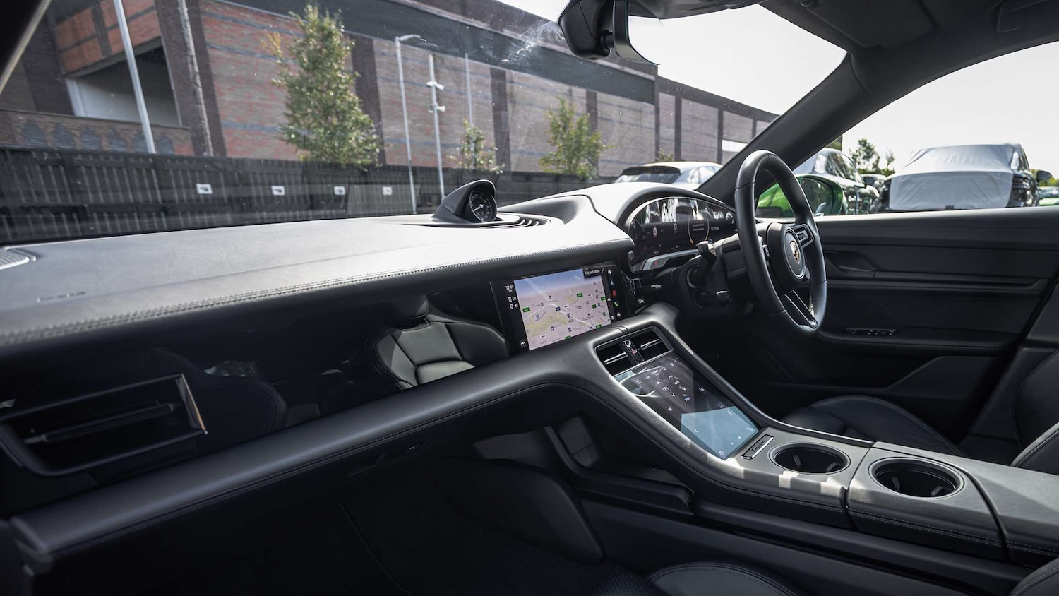 Used Porsche Taycan 2022 for sale - 76540743: Photo 5