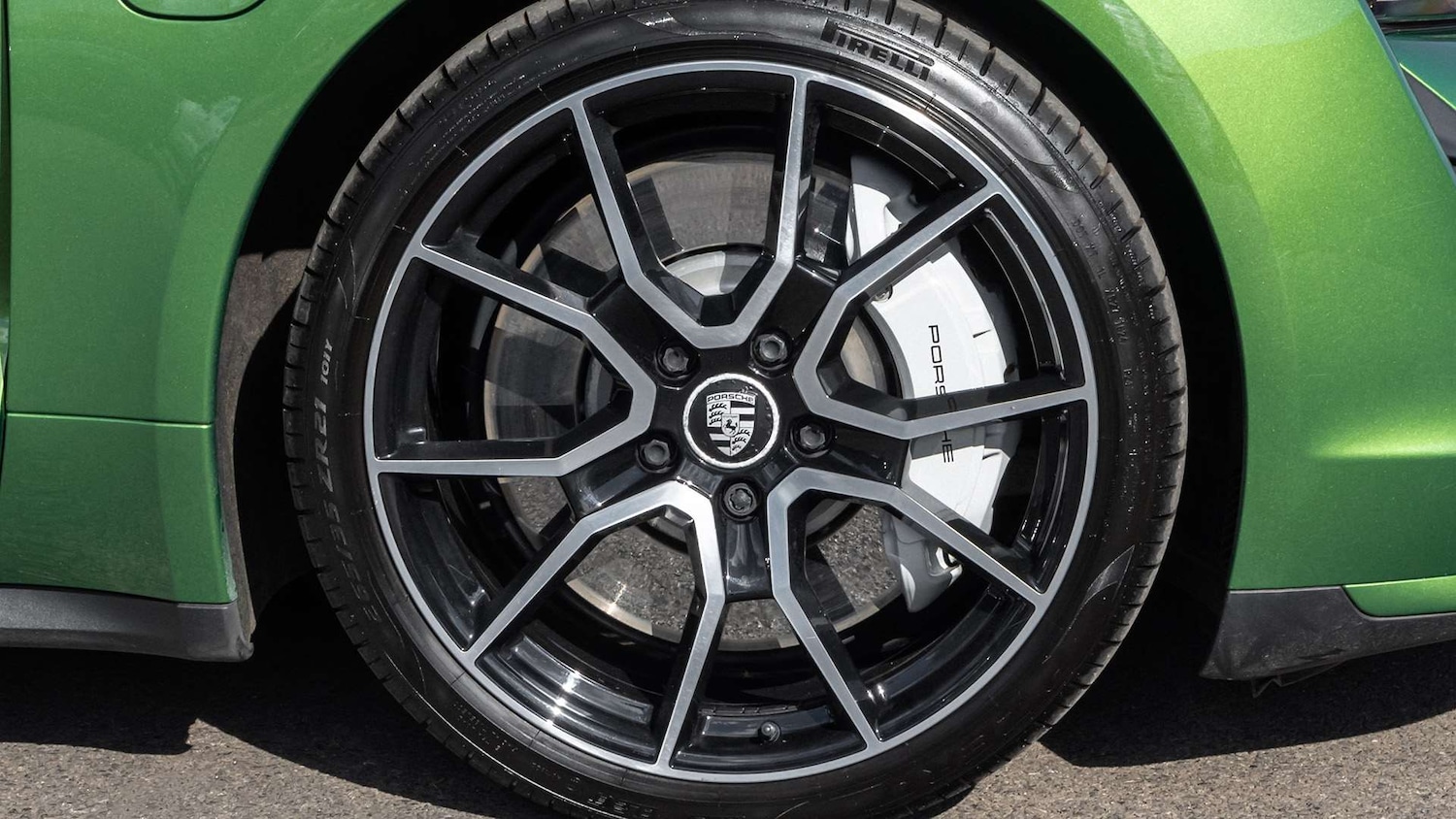 Used Porsche Taycan 2022 for sale - 76540743: Photo 6