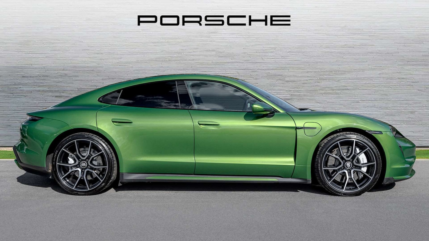 Used Porsche Taycan 2022 for sale - 76540743: Photo 7