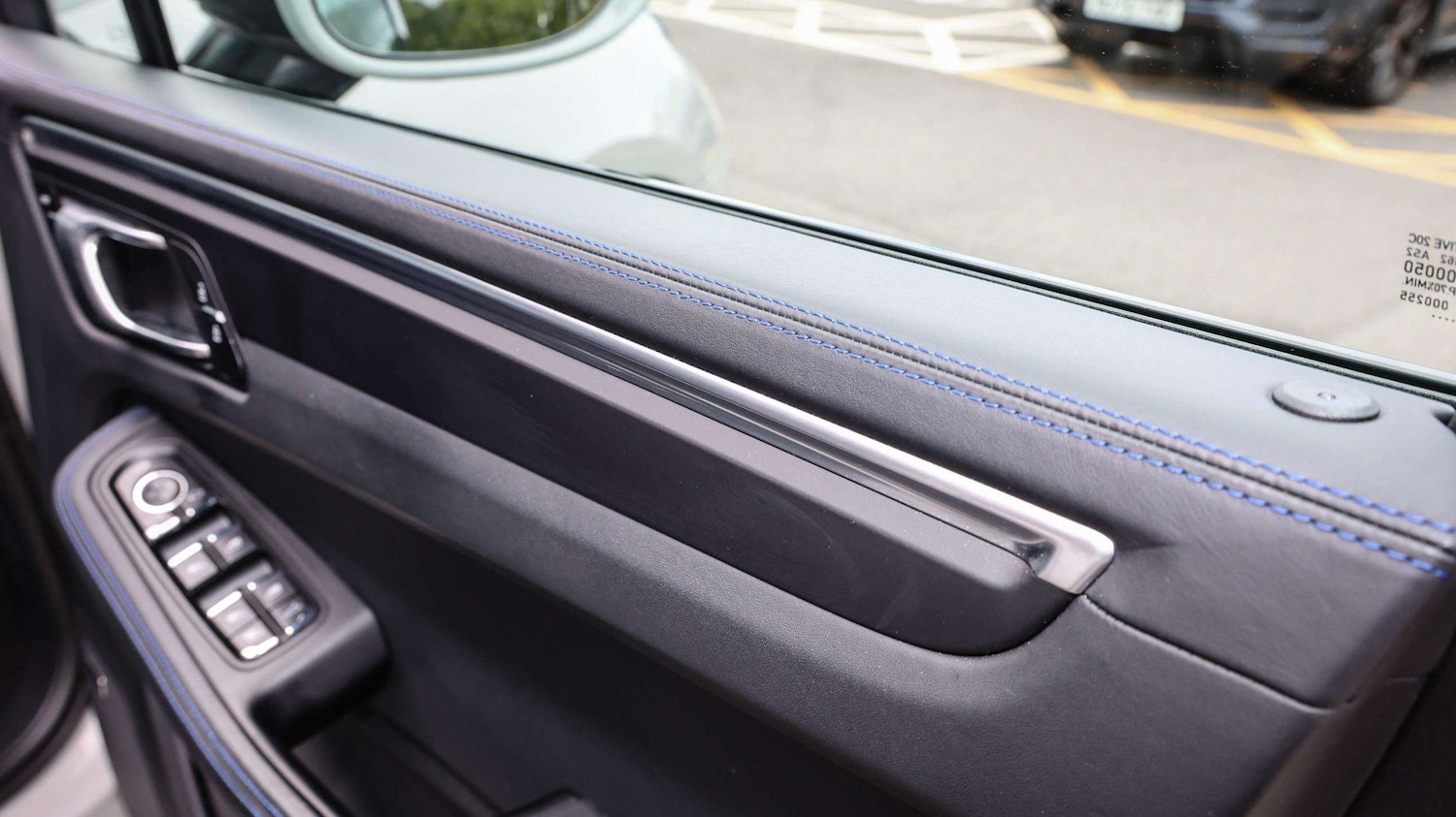 Used Porsche Macan 2024 for sale - 76732305: Photo 23