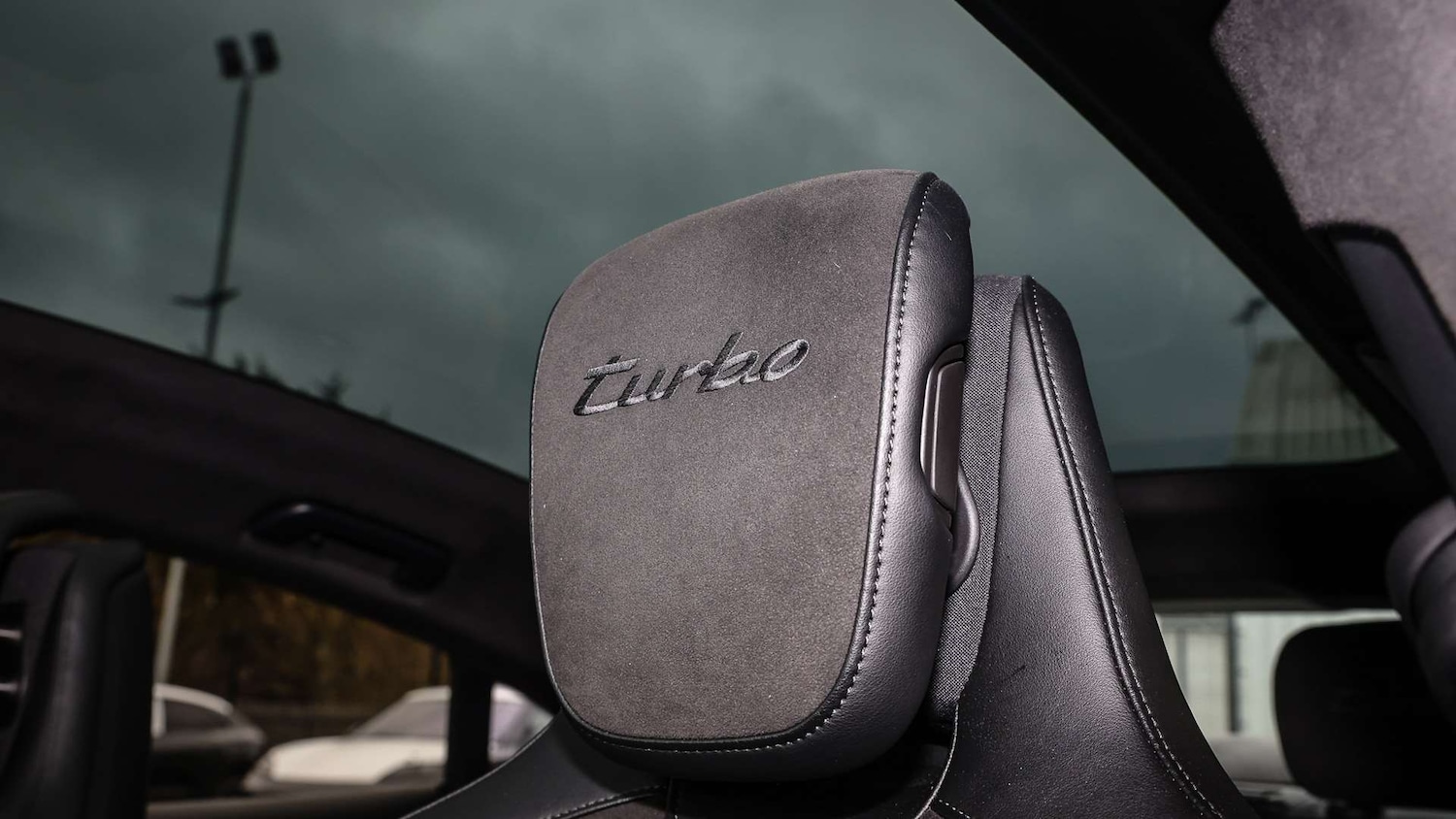 Used Porsche Taycan 2020 for sale - 77428963: Photo 16