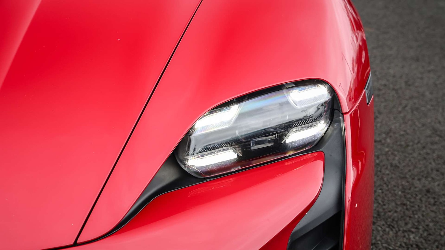 Used Porsche Taycan 2020 for sale - 77428963: Photo 30