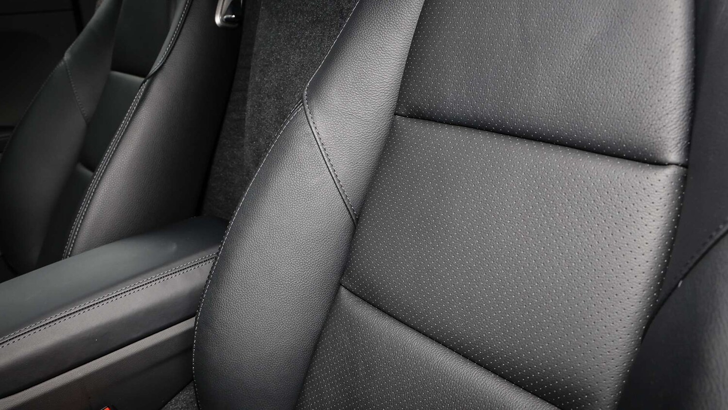 Used Porsche Cayman 2025 for sale - 77628346: Photo 14