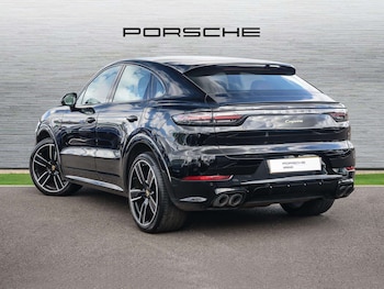 Used Porsche Cayenne 2023 for sale - 79051723: Photo
