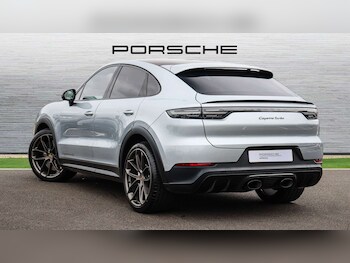 Used Porsche Cayenne 2021 for sale - 78076743: Photo