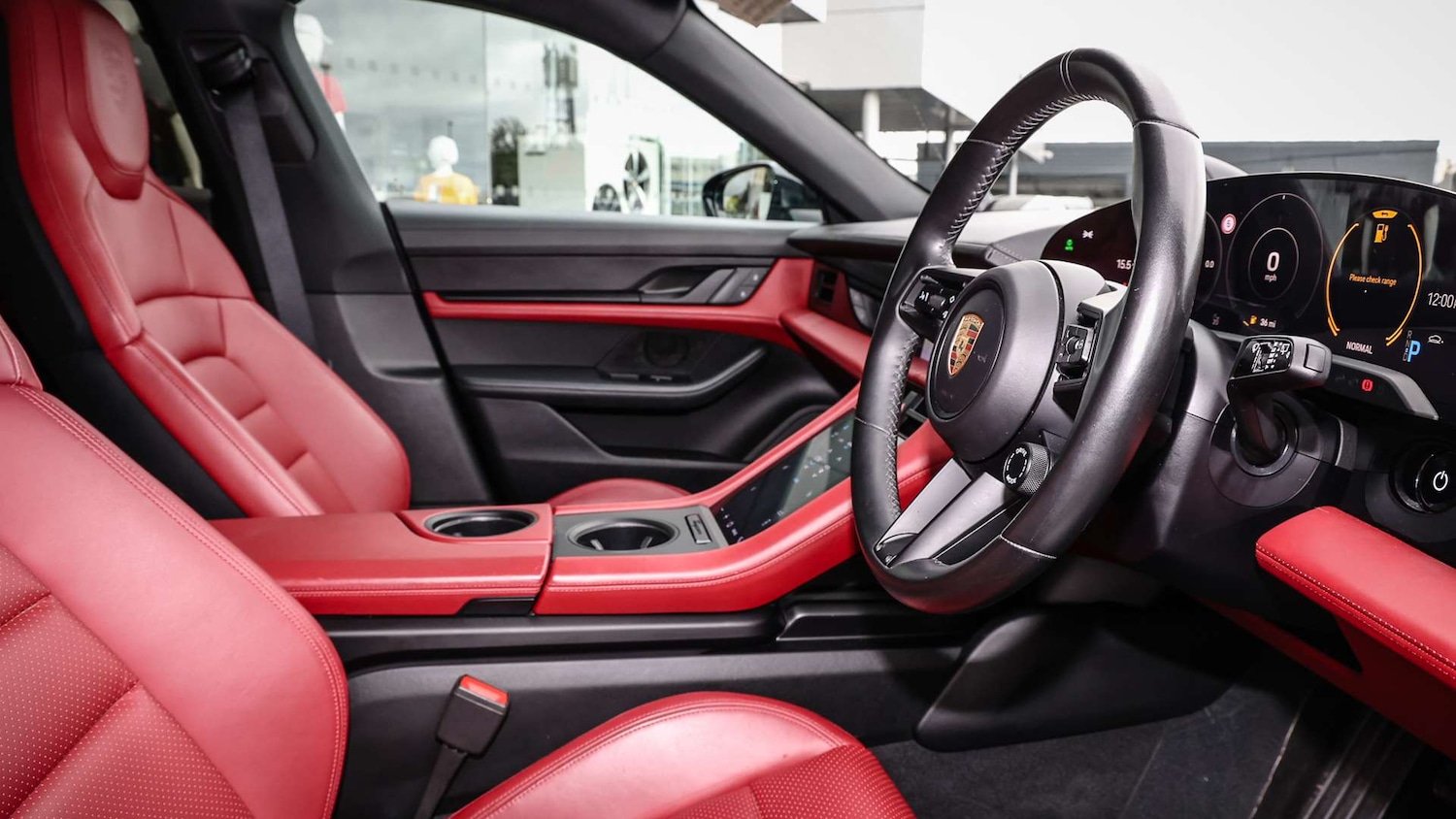 Used Porsche Taycan 2022 for sale - 76191867: Photo 12