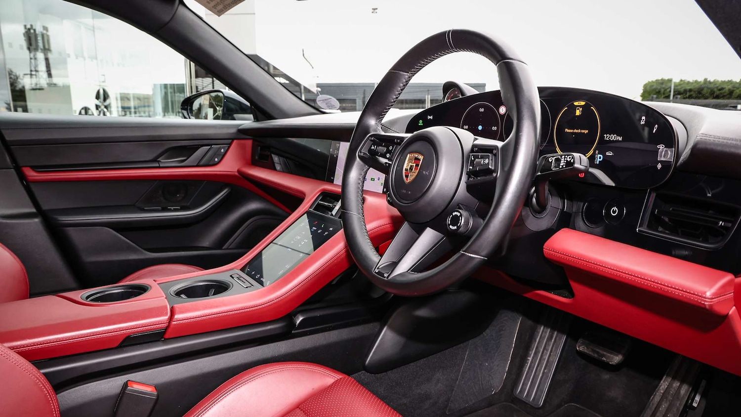 Used Porsche Taycan 2022 for sale - 76191867: Photo 13