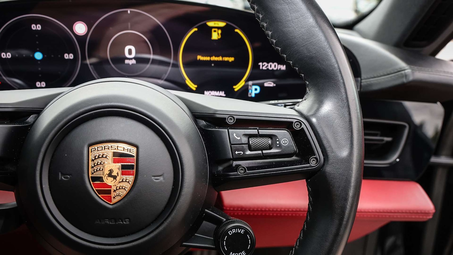 Used Porsche Taycan 2022 for sale - 76191867: Photo 26