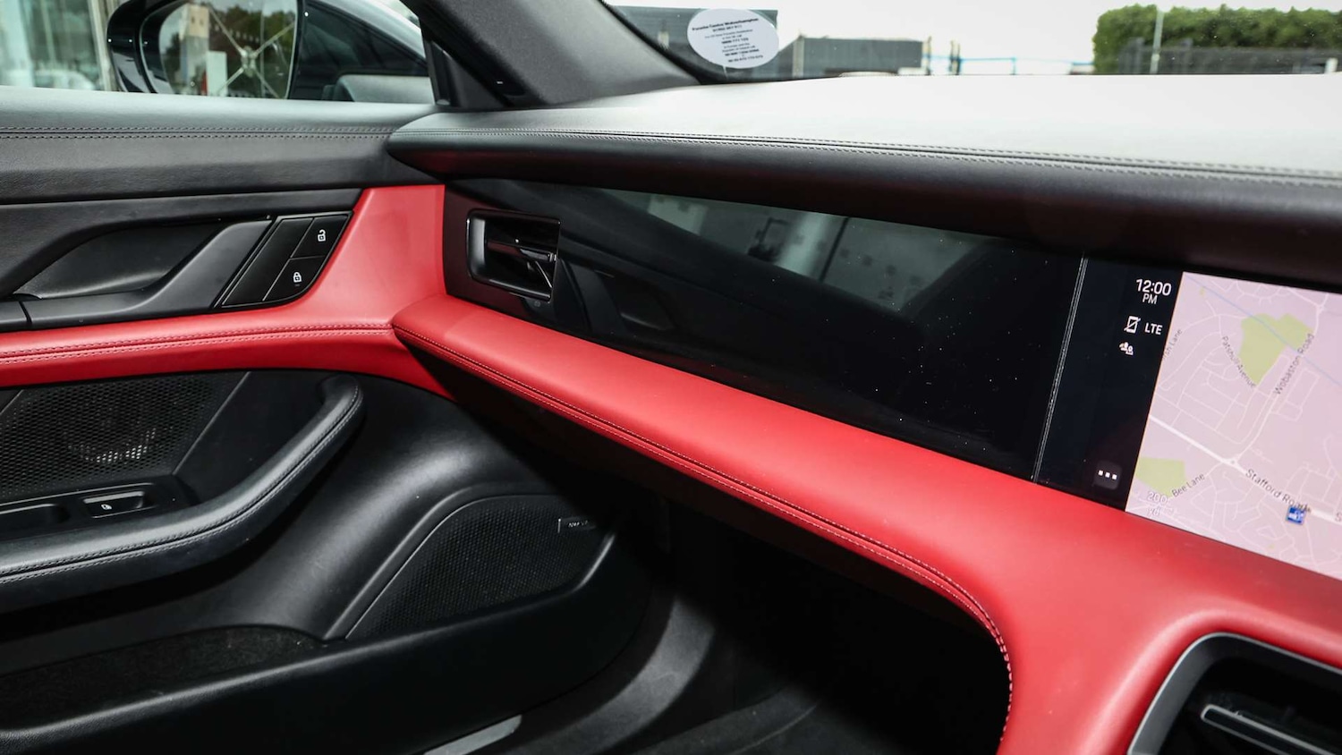 Used Porsche Taycan 2022 for sale - 76191867: Photo 27