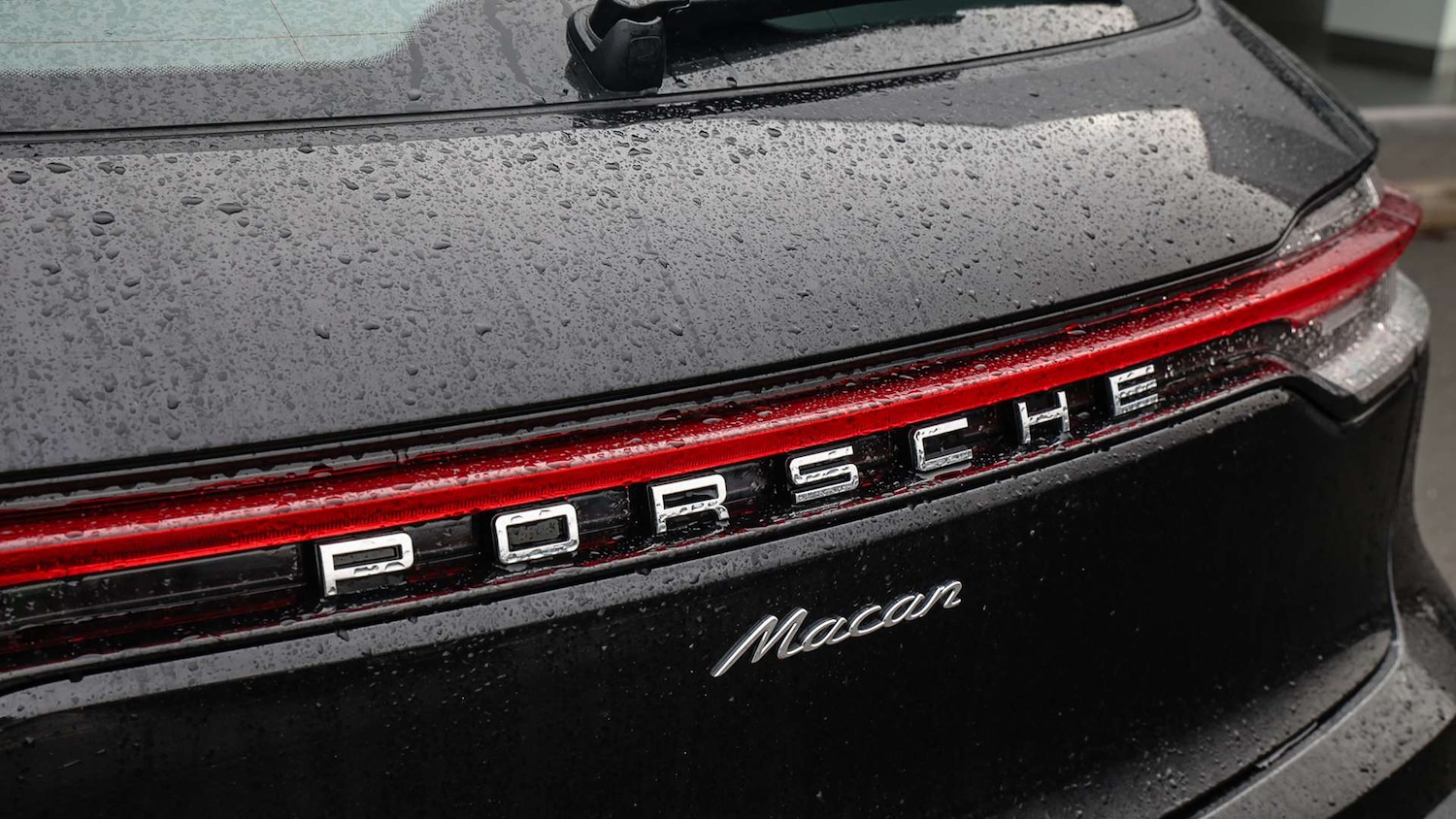 Used Porsche Macan 2025 for sale - 76842808: Photo 30