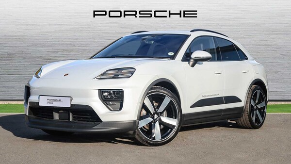 Used Porsche Macan 2024 for sale - 75216802: Photo 2