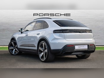 Used Porsche Macan 2024 for sale - 75216802: Photo
