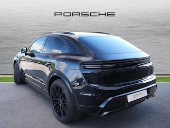 Used Porsche Macan 2025 for sale - 75299686: Photo