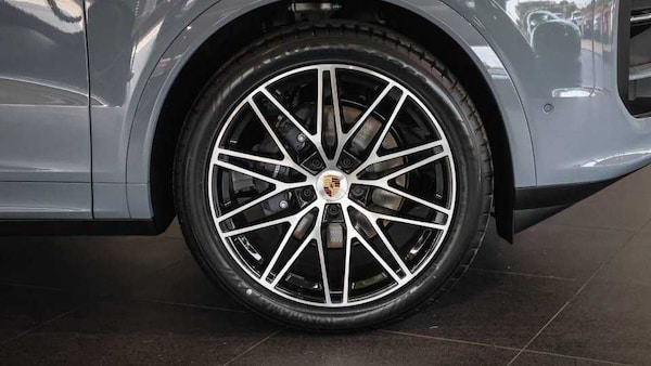 Used Porsche Cayenne 2025 for sale - 75234824: Photo 11