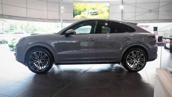 Used Porsche Cayenne 2025 for sale - 75234824: Photo 6