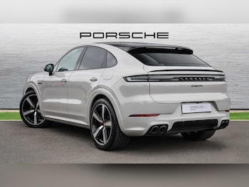 Used Porsche Cayenne 2024 for sale - 75496662: Photo