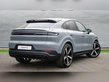 Used Porsche Cayenne 2025 for sale - 78432628: Photo