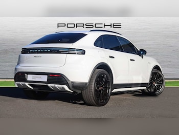 Used Porsche Macan 2024 for sale - 75218883: Photo